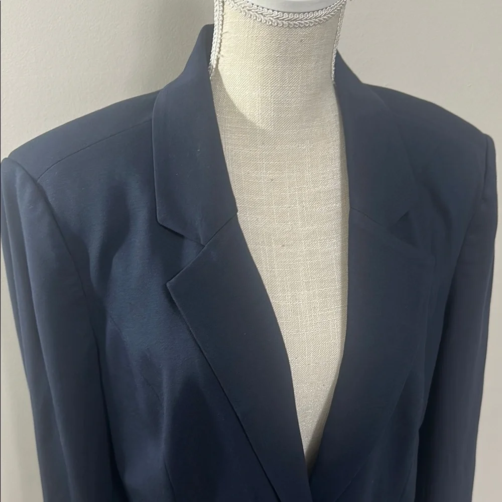 41 Hawthorn Black Blazer Professional Blazer - Picture 2 of 9